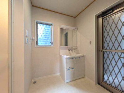 【独立洗面台】 | 香芝市五位堂1丁目【リフォーム済】