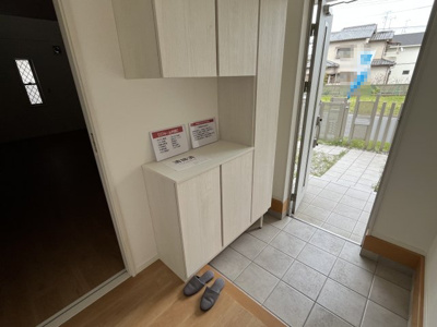 【玄関】 | 香芝市五位堂1丁目【リフォーム済】