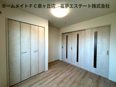 【洋室】 | フジパレス西取石Ⅱ番館 | リビングと洋室の間仕切りを閉めたとき