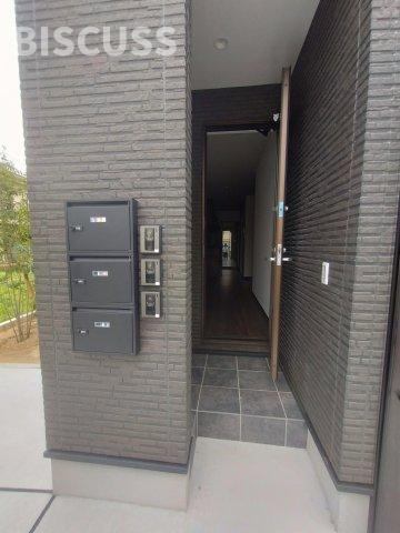 BR Maison堺石津のエントランス