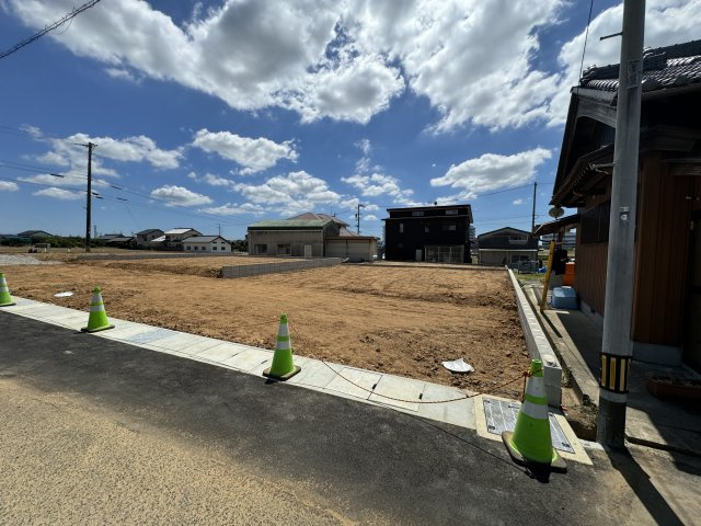 安城市小川町山田　C区画の前面道路含む現地写真