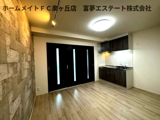 【居間・リビング】 | フジパレス西取石Ⅲ番館 | リビングと洋室の間仕切りを閉めたとき
