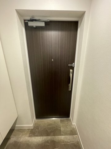 スプランディッド堀江の玄関
