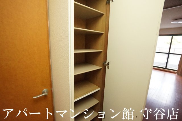 レオパレスキャッスルの収納