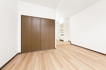 ジュネスヴィラの居間・リビング