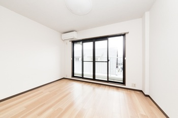 ジュネスヴィラの居間・リビング