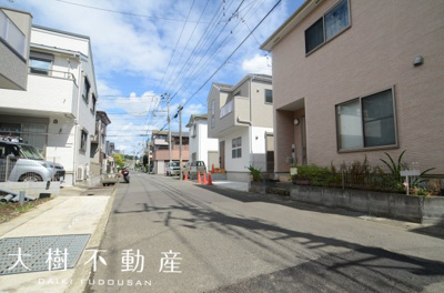 【前面道路含む現地写真】 | 海老名市国分南２丁目 新築戸建て 全1棟　【仲介手数料無料】