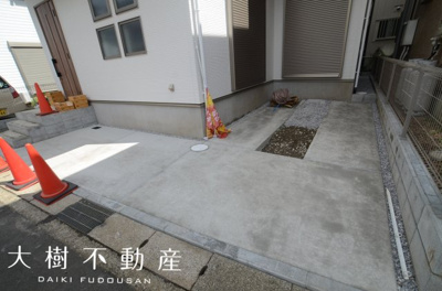 【駐車場】 | 海老名市国分南２丁目 新築戸建て 全1棟　【仲介手数料無料】