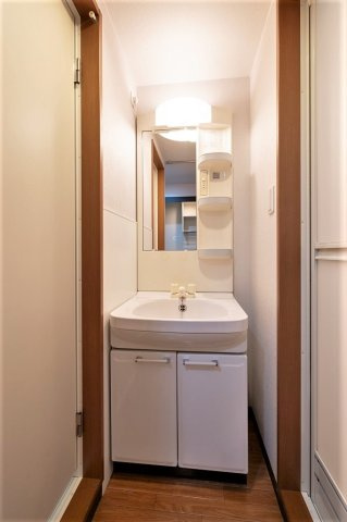 ソル・レヴェンテⅡの洗面所