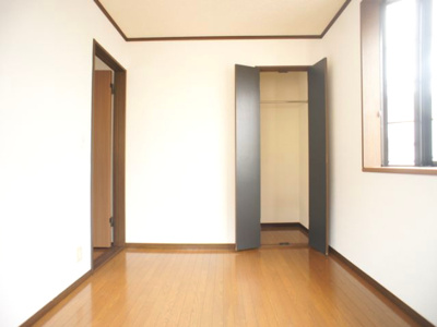 【子供部屋】 | イースタンハイツⅡ | お部屋がスッキリ！充実収納付きです♪
