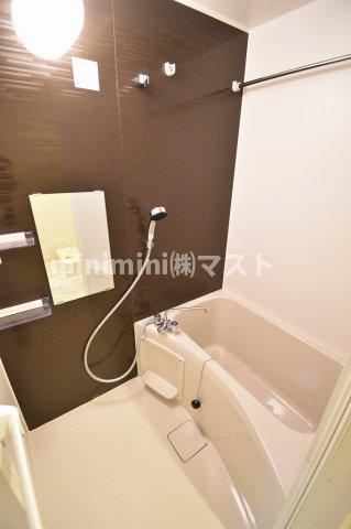 エグゼ堺筋本町の浴室