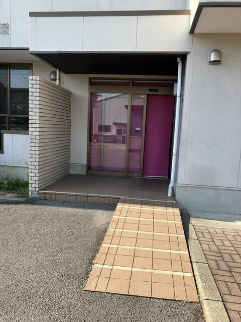 西春駅　福祉施設の外観