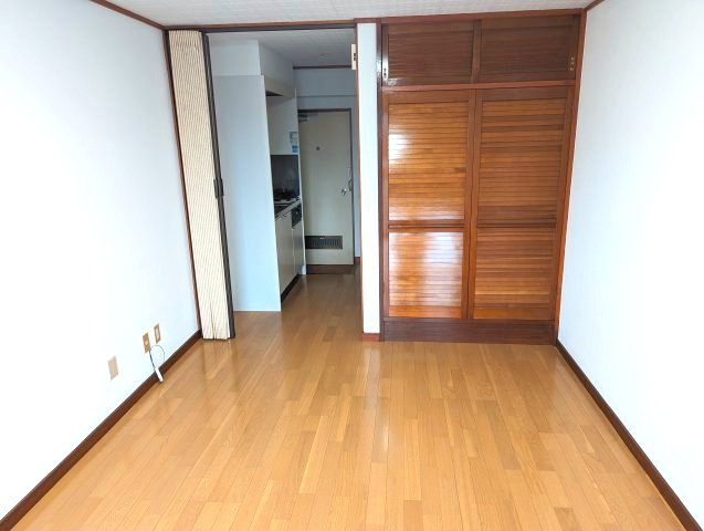 【洋室】 | カメイハイツ