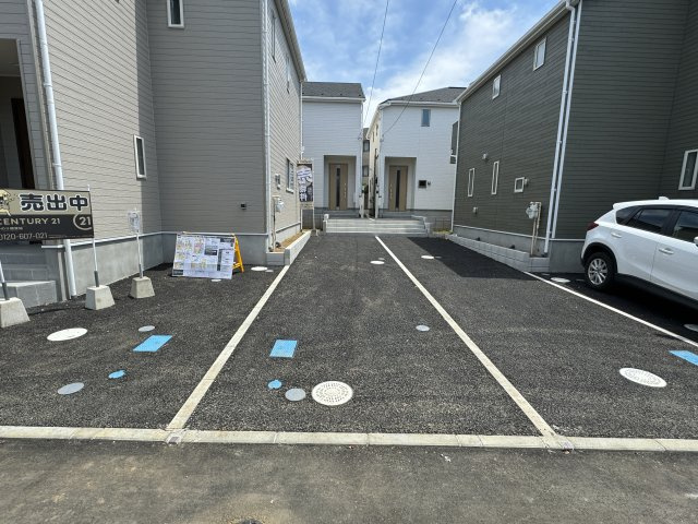 柏市豊四季新築戸建（豊四季第13）の駐車場|3号棟駐車スペース・縦列２台駐車可