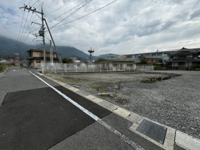 【前面道路含む現地写真】 | 大津市南小松1156-6　分譲地