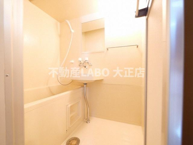 リーガル西長堀の浴室