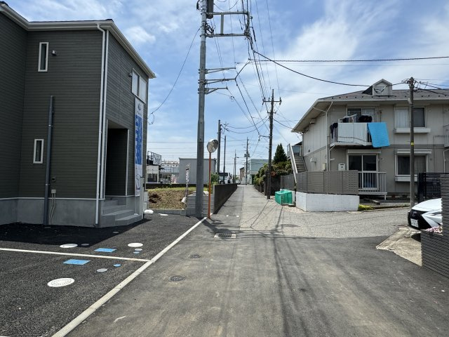 柏市豊四季新築戸建（豊四季第13）の前面道路含む現地写真|北西側前面道路