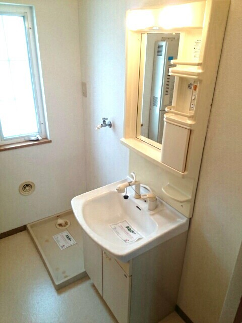 パレクロスロードＣの洗面所|洗面所