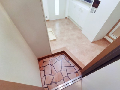 【玄関】 | ディーシモンズ神戸