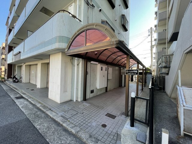ローレル甲南のエントランス