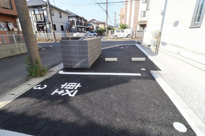 【駐車場】 | エミネンス | 駐車場