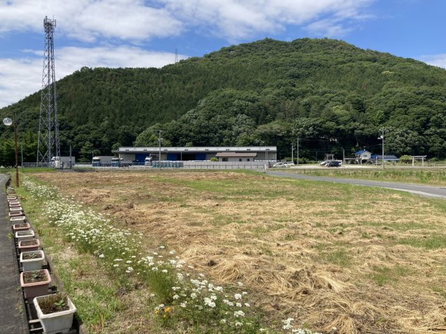 和気郡和気町大中山　インターチェンジに近い事業用地の外観