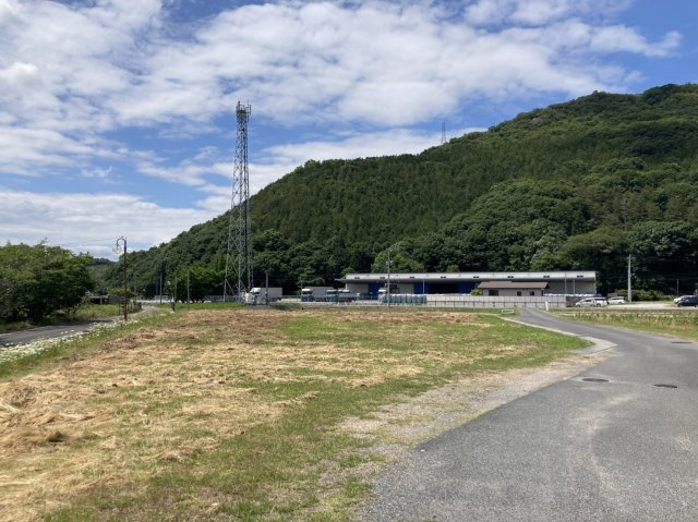 和気郡和気町大中山　インターチェンジに近い事業用地の外観