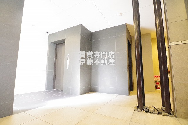 meLiV大曽根のロビー