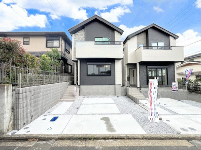 【外観】 | ◆◇十日市場町　新築戸建て　全２棟◇◆ | ◆一戸建てを中心とした街並みが整然と続き、周辺は高い建物が建っていないので、緑の多い閑静な趣を感じる環境です。街並みや周辺環境も重要なポイントです！！