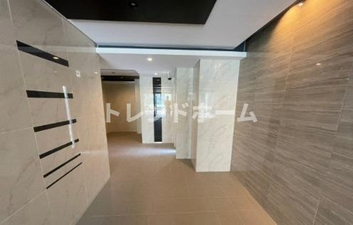 プライムステージ弁天町のエントランス|選べる家電プランあり！！