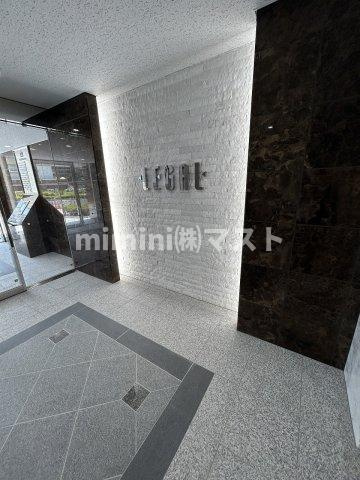 リーガル西長堀Ⅱのエントランス