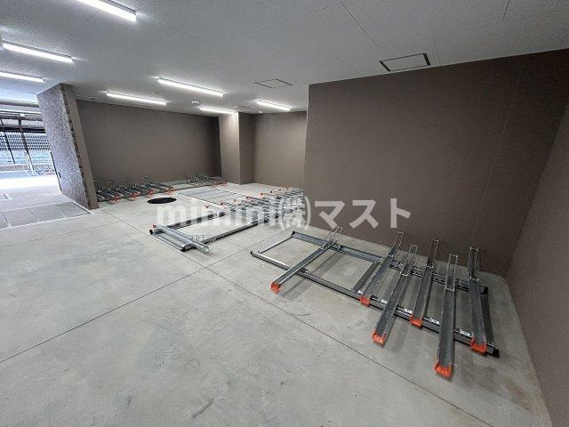 リーガル西長堀Ⅱの駐車場