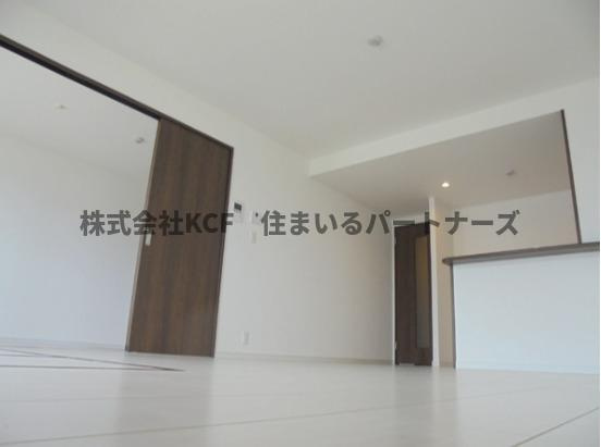 ルネスコート NEW Rの居間・リビング|使いやすい居間です