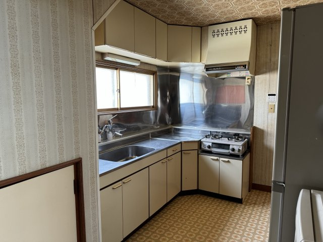 鶴野東４丁目　閑静な住宅街でリノベーションにいかがですか。のキッチン|キッチンリフォームはお見積り無料です。お気軽にご相談ください