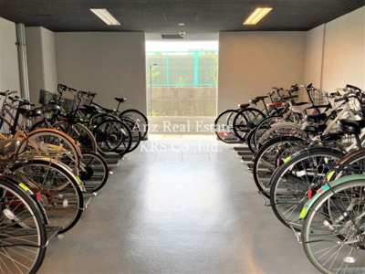 【その他】 | サムティ西長堀リバーフロント | 屋内駐輪場です！雨風から自転車を守ります！