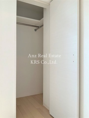 【収納】 | サムティ西長堀リバーフロント | 収納力に優れたウォークインクローゼットを完備！