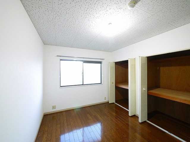 ローゼ宝来Ⅲの洋室