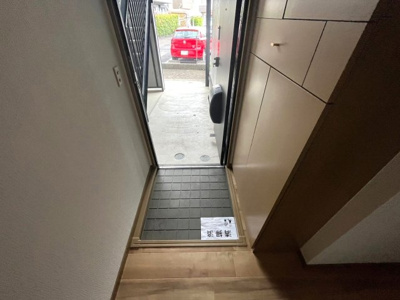 【玄関】 | クレスト羽曳野Ⅱ　B棟