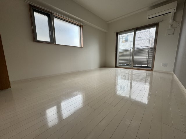 【居間・リビング】八番町ビルディング