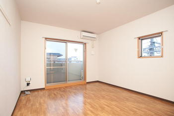 新町館の居間・リビング