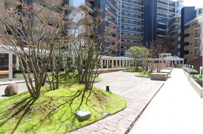 【庭】 | 上野芝レジデンス