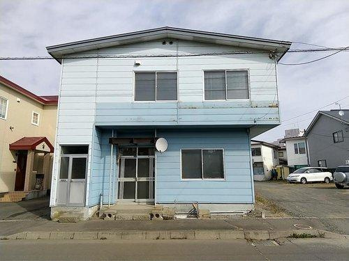 若草町売土地（解体更地渡し）の前面道路含む現地写真