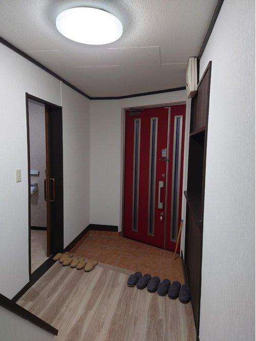 住之江町10　中古住宅の玄関