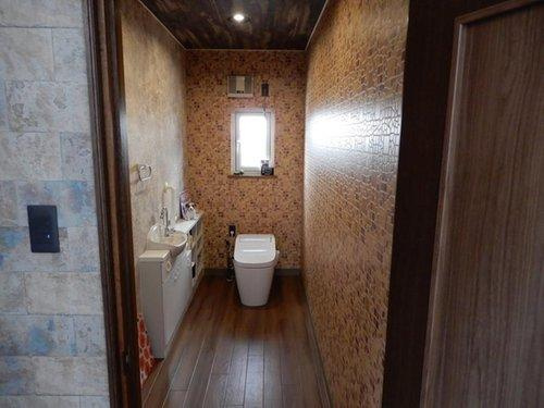 芦野5丁目　中古住宅のトイレ|1階トイレ（タンクレス）