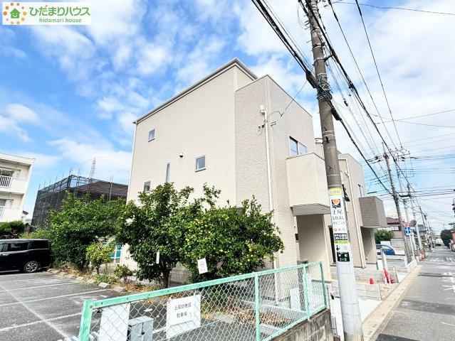 上尾市仲町　22-1期　新築戸建　リナージュ07の外観|白を基調としたスタイリッシュでお洒落な外観です！