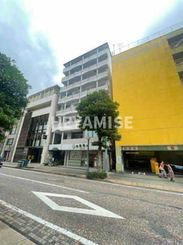 ブランディール鮫島