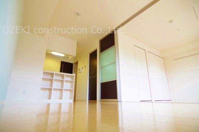 メゾンペールの居間・リビング