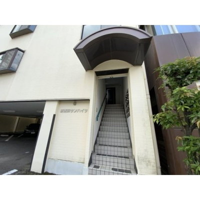 【エントランス】 | 新清洲サンハイツ
