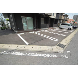 【駐車場】