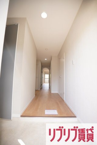 総建みどりハイムの玄関